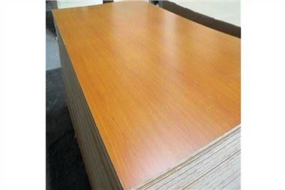 Valged melamiinist MDF-lehed