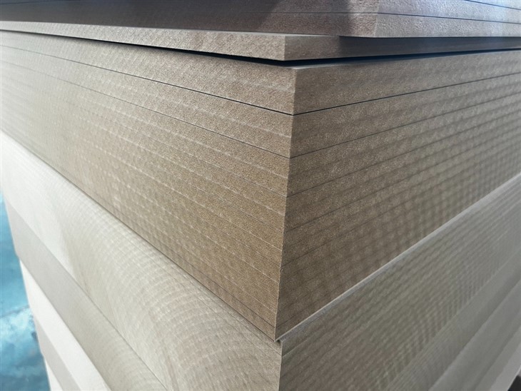 2440X3660MM Raw MDF Board factory